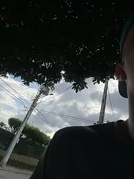 Snapshot of arevalo1124 chatting on 13, 12, 2025 arevalo1124 online show from 13, 12, 2025