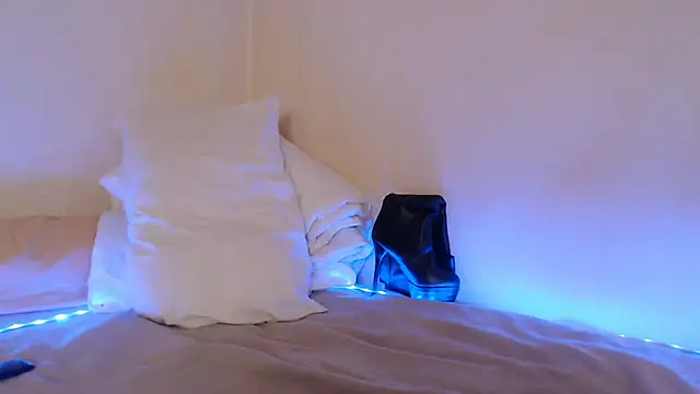 AliceFeet online show from 21, 7, 2026