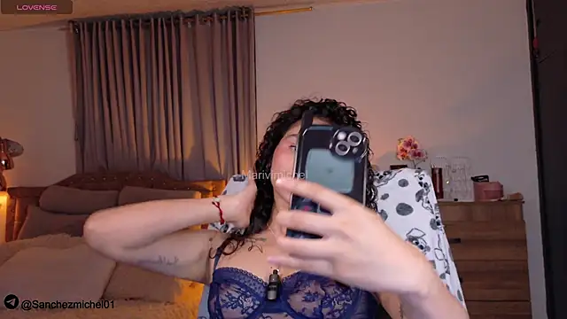 Marivimichel1 online show from 19, 11, 2025