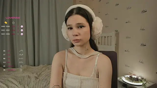 OdetteAven online show from 1, 2, 2025