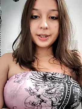Snapshot of Maiden-Hot chatting on 11, 7, 2026 Maiden-Hot online show from 11, 7, 2026