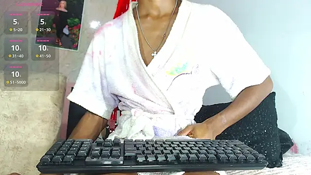 Snapshot of k_stormi_ chatting on 5, 11, 2025 k stormi online show from 5, 11, 2025