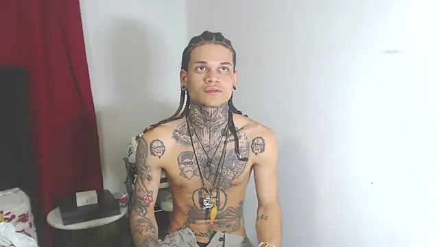 Snapshot of hot_man05 chatting on 27, 2, 2025 hot man05 online show from 27, 2, 2025