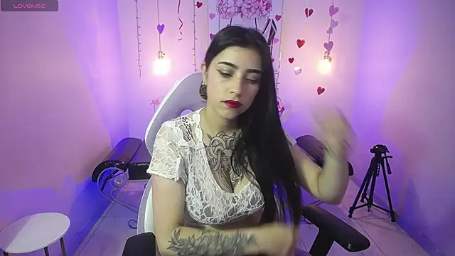 Adri Gomez  online show from 13, 3, 2025