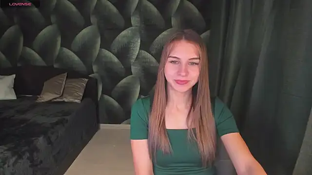 CharmBianca online show from 13, 3, 2025