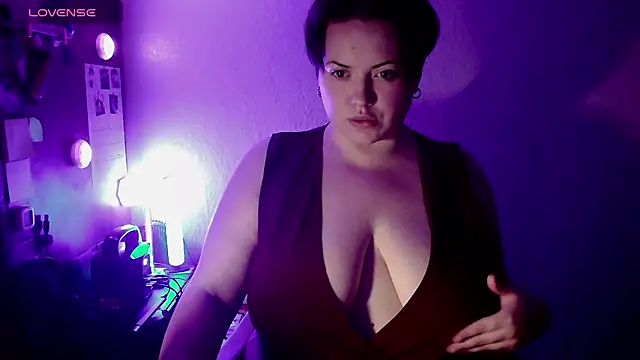 Snapshot of BlackkkVelvet chatting on 13, 2, 2026 BlackkkVelvet online show from 13, 2, 2026