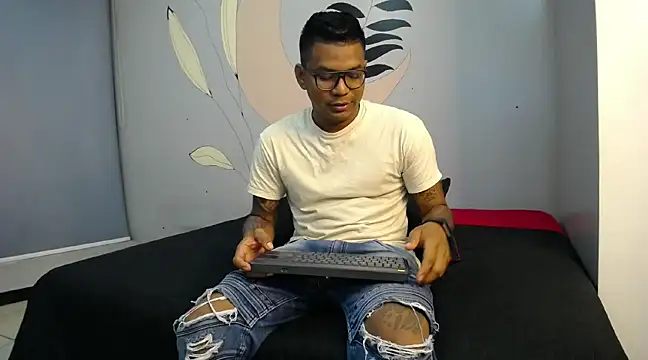 Snapshot of Saipadpuer30 chatting on 8, 2, 2025 Saipadpuer30 online show from 8, 2, 2025