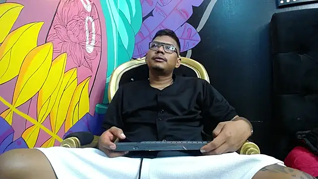 Snapshot of Saipadpuer30 chatting on 3, 3, 2025 Saipadpuer30 online show from 3, 3, 2025