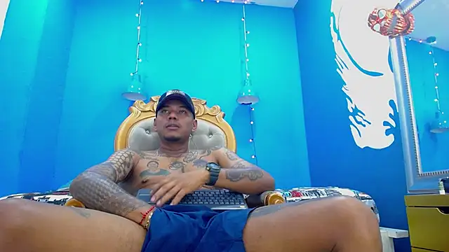 Snapshot of Saipadpuer30 chatting on 22, 3, 2025 Saipadpuer30 online show from 22, 3, 2025