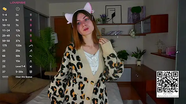 ErlinaBuoy online show from 19, 11, 2025