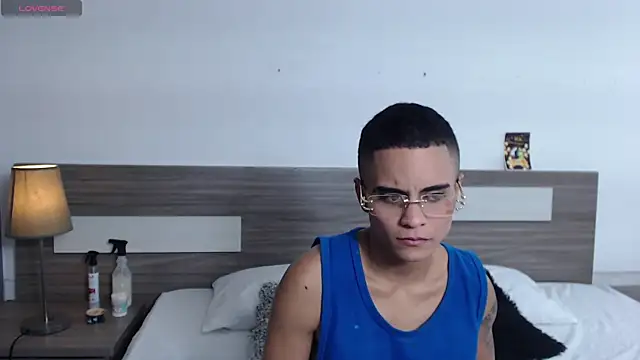 Snapshot of Liiamthompson chatting on 29, 10, 2025 Liiamthompson online show from 29, 10, 2025