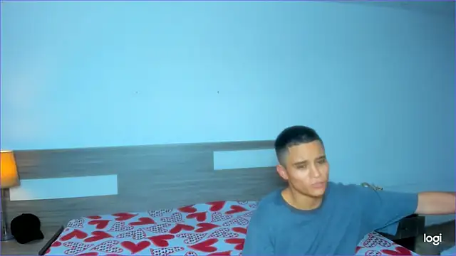 Snapshot of Liiamthompson chatting on 30, 10, 2025 Liiamthompson online show from 30, 10, 2025