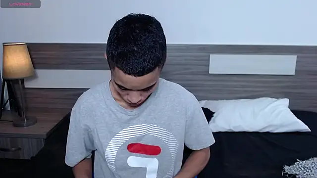 Snapshot of Liiamthompson chatting on 5, 11, 2025 Liiamthompson online show from 5, 11, 2025