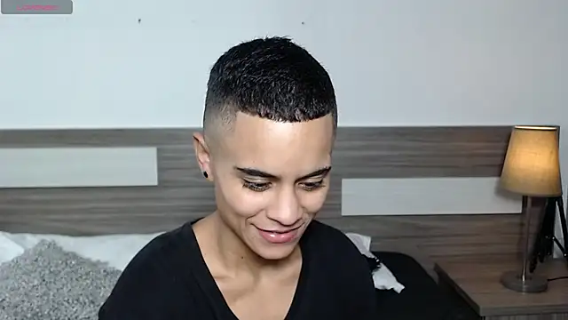 Snapshot of Liiamthompson chatting on 7, 11, 2025 Liiamthompson online show from 7, 11, 2025