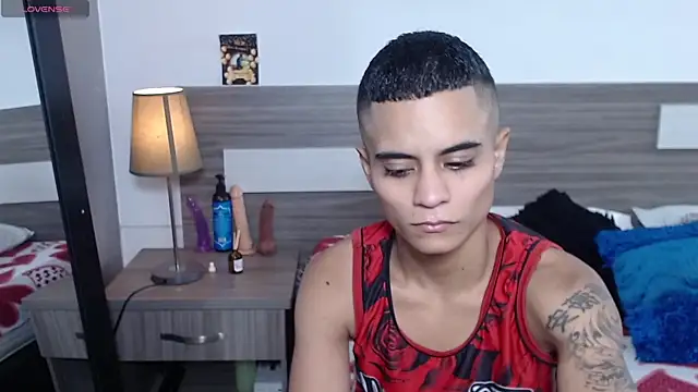 Snapshot of Liiamthompson chatting on 20, 11, 2025 Liiamthompson online show from 20, 11, 2025