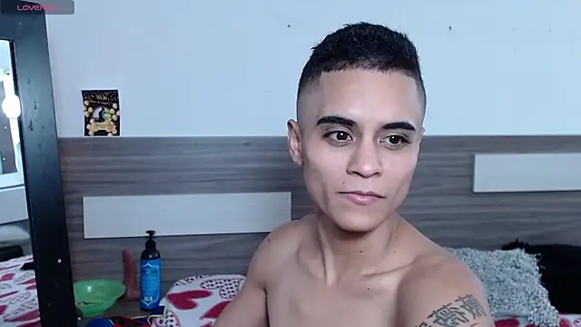 Snapshot of Liiamthompson chatting on 22, 11, 2025 Liiamthompson online show from 22, 11, 2025