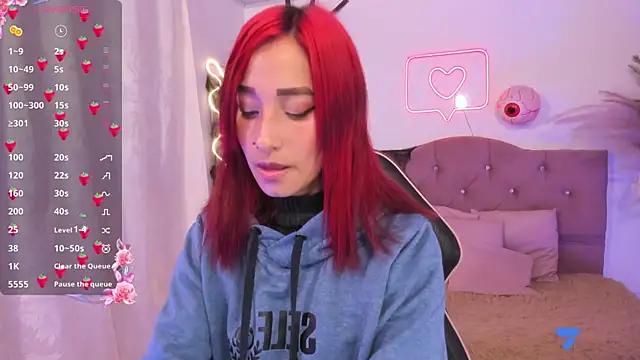 Snapshot of palmerfox_tay chatting on 18, 10, 2025 palmerfox tay online show from 18, 10, 2025