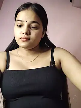 Snapshot of RAYI_123 chatting on 5, 6, 2026 RAYI 123 online show from 5, 6, 2026