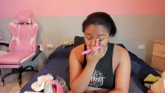 yeikafoxy online show from 27, 11, 2025