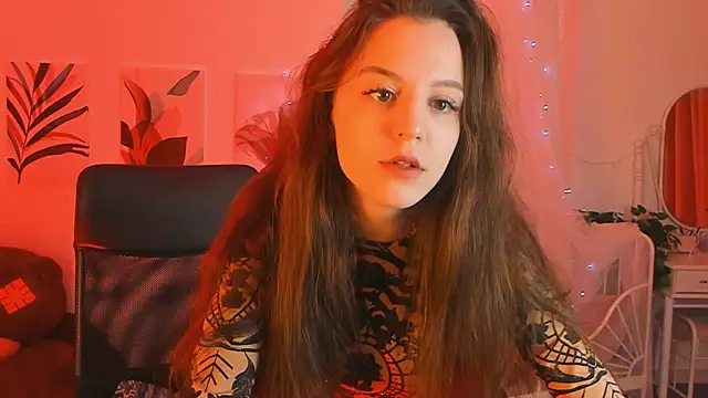 Snapshot of MilaStoyne chatting on 21, 2, 2025 MilaStoyne online show from 21, 2, 2025