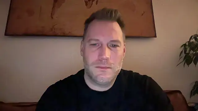 Christian87xxx online show from 17, 12, 2025