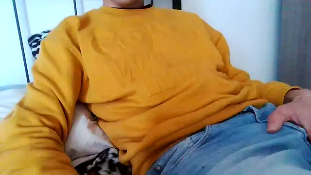 Snapshot of tommyboyteen chatting on 3, 2, 2025 tommyboyteen online show from 3, 2, 2025