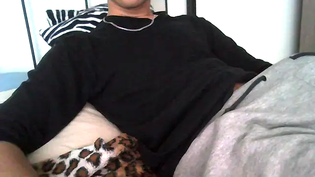 Snapshot of tommyboyteen chatting on 20, 2, 2025 tommyboyteen online show from 20, 2, 2025