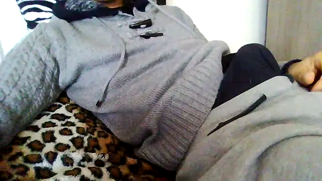Snapshot of tommyboyteen chatting on 22, 2, 2025 tommyboyteen online show from 22, 2, 2025