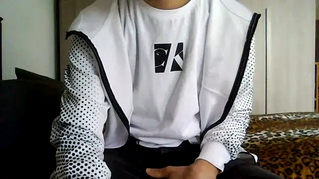 Snapshot of tommyboyteen chatting on 22, 3, 2025 tommyboyteen online show from 22, 3, 2025