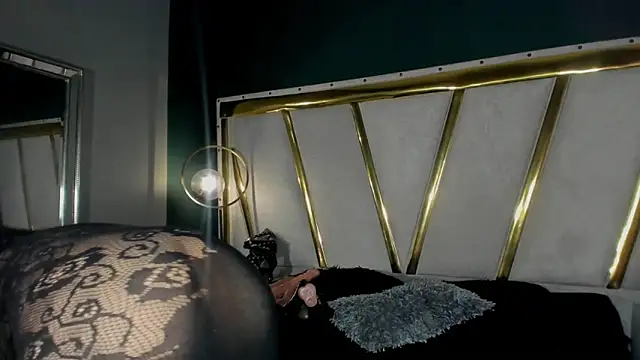 Mara Gonzalez online show from 2, 10, 2025