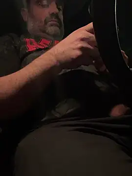 fuocovivo4 online show from 7, 3, 2025