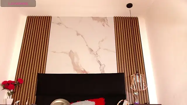 Annyrosee online show from 3, 2, 2025