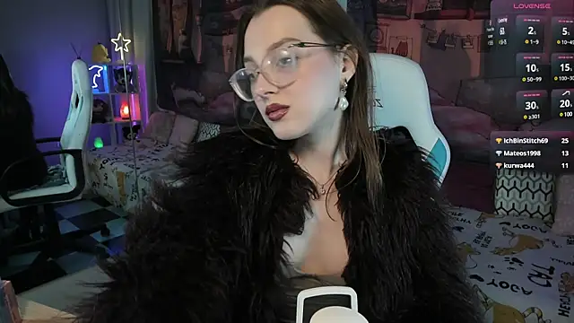 kaisajenner online show from 19, 2, 2025