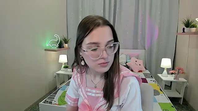 kaisajenner online show from 10, 3, 2025