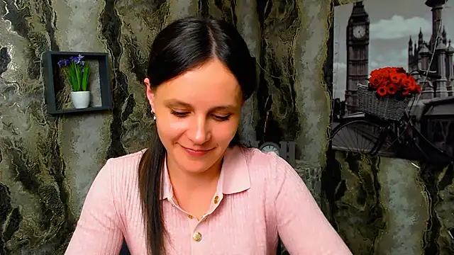 Snapshot of ValeriaHeart_ chatting on 3, 3, 2025 ValeriaHeart online show from 3, 3, 2025