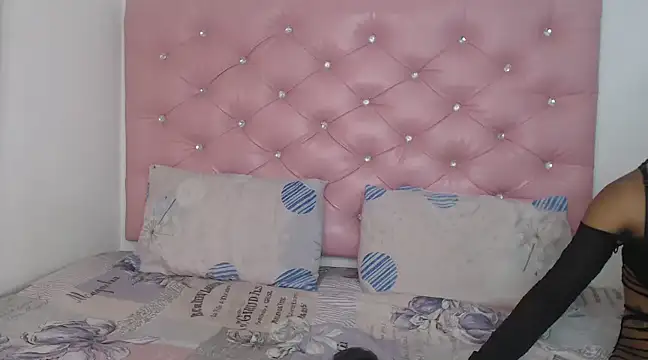 Snapshot of NikkyDangerr chatting on 5, 3, 2025 NikkyDangerr online show from 5, 3, 2025