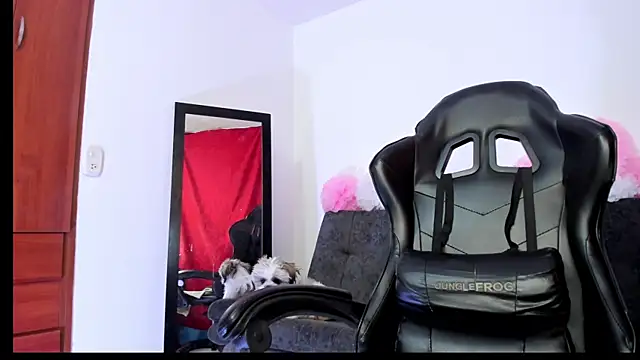 Snapshot of Kataleya_88 chatting on 19, 11, 2025 Kataleya 88 online show from 19, 11, 2025