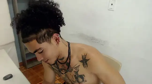 Snapshot of LihanJor_23 chatting on 21, 2, 2025 LihanJor 23 online show from 21, 2, 2025