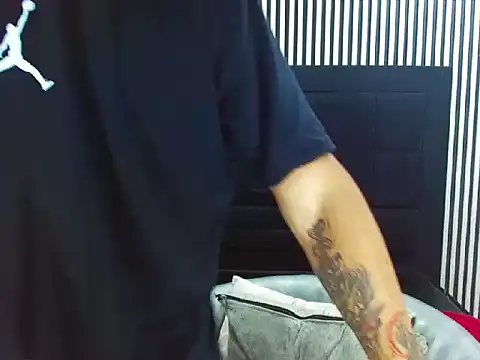 Snapshot of LihanJor_23 chatting on 19, 9, 2025 LihanJor 23 online show from 19, 9, 2025