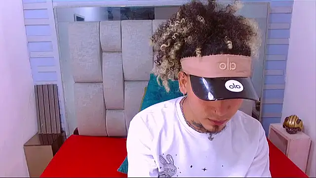 Snapshot of LihanJor_23 chatting on 21, 9, 2025 LihanJor 23 online show from 21, 9, 2025