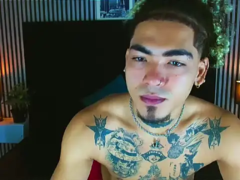 Snapshot of LihanJor_23 chatting on 10, 10, 2025 LihanJor 23 online show from 10, 10, 2025