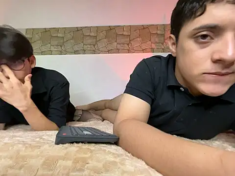 Snapshot of jacob_and_sam chatting on 23, 3, 2025 jacob and sam online show from 23, 3, 2025