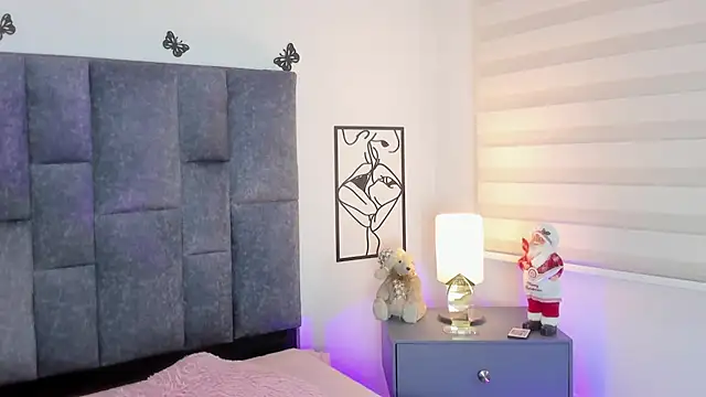 Violetta Ficher online show from 20, 12, 2025