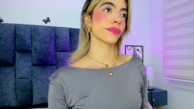 Violetta Ficher online show from 2, 2, 2026