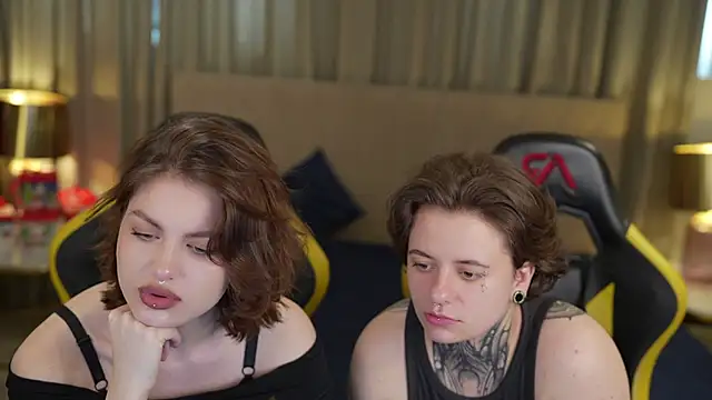 Adell 054 online show from 30, 1, 2025