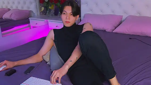 Snapshot of just_gay_ chatting on 9, 3, 2025 just gay online show from 9, 3, 2025