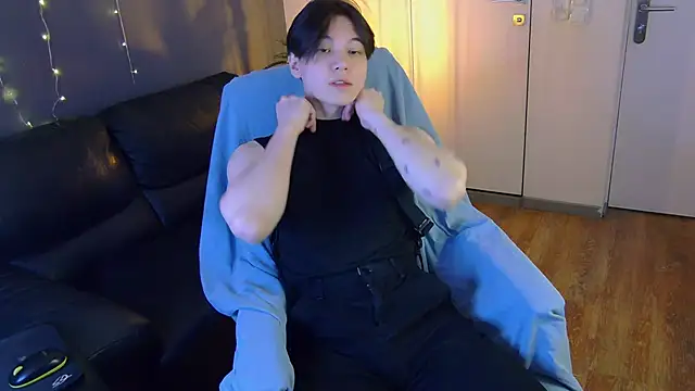 Snapshot of just_gay_ chatting on 11, 3, 2025 just gay online show from 11, 3, 2025