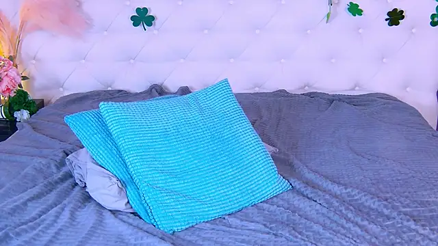 Snapshot of just_gay_ chatting on 19, 3, 2025 just gay online show from 19, 3, 2025