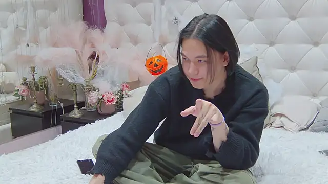 Snapshot of just_gay_ chatting on 1, 11, 2025 just gay online show from 1, 11, 2025