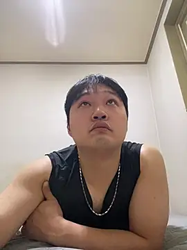 Snapshot of offwhite777 chatting on 17, 2, 2025 offwhite777 online show from 17, 2, 2025